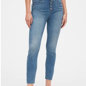 GAP true skinny frayed hem jeans